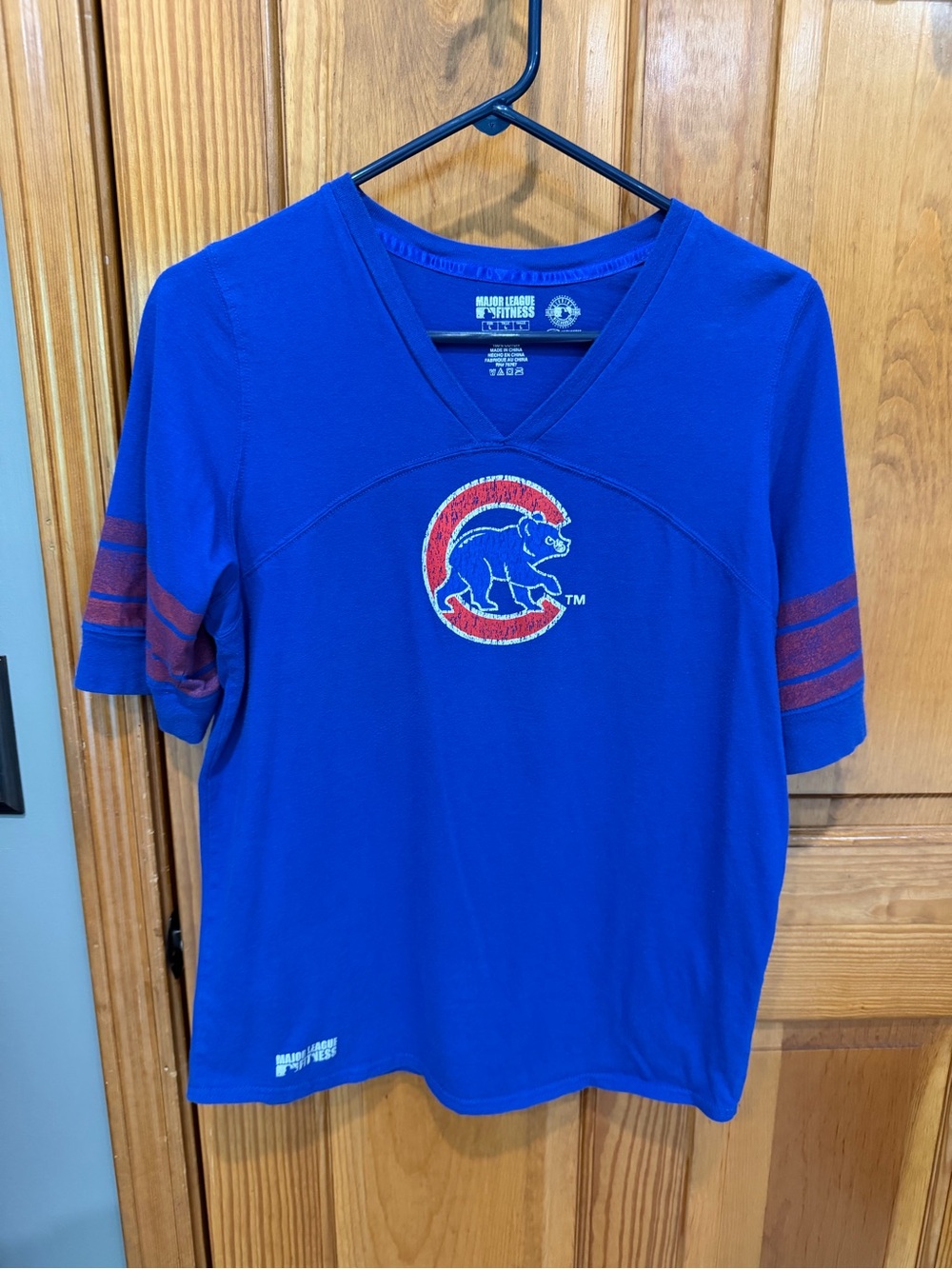 Chicago Cubs ladies v neck tshirt
